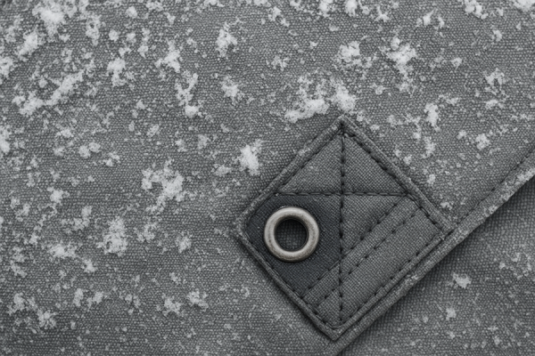 Снег на теновой ткани.